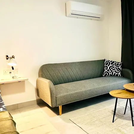 Backyard 1 Apartment *