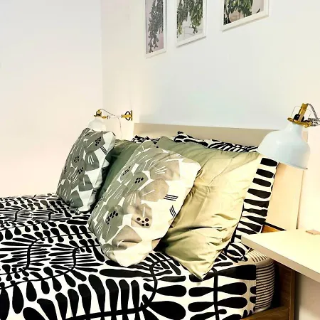 Backyard 1 Apartament *